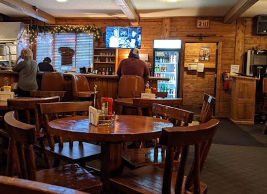 michigan/upper-peninsula/bar/black-river-valley-pub