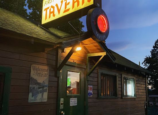 washington/central-washington/bar/first-last-chance-tavern