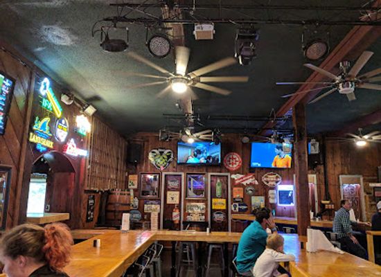 north-carolina/high-country/bar/mile-high-tavern