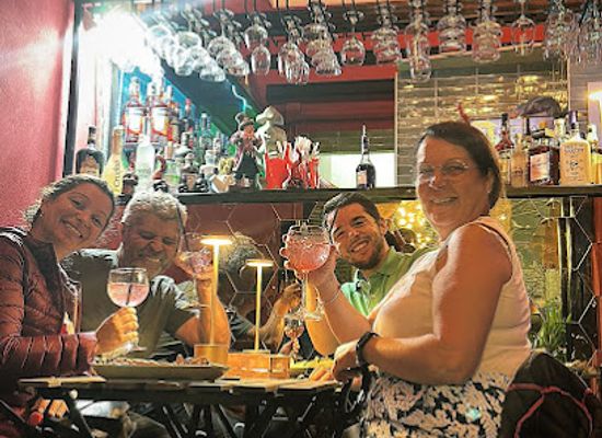 italy/naples/spaccanapoli/bar/bar-spacca-spritz-via-tribunali-43