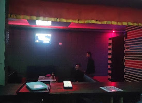 bhutan/dagana-district/bar/puencha-s-karaoke