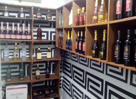 ghana/ga-adangbe/bar/debbiss-pub