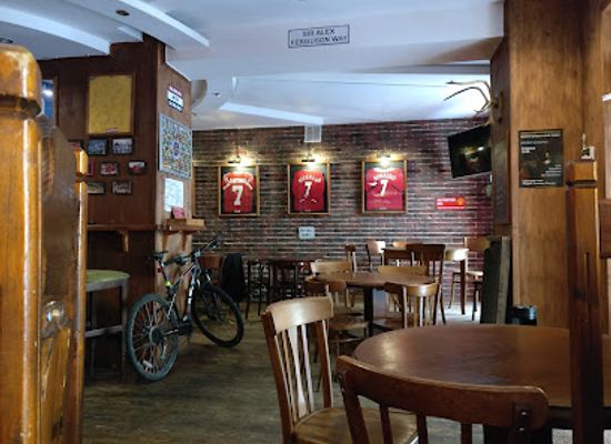 ukraine/lviv/stryiskyi-park/bar/cantona-pub