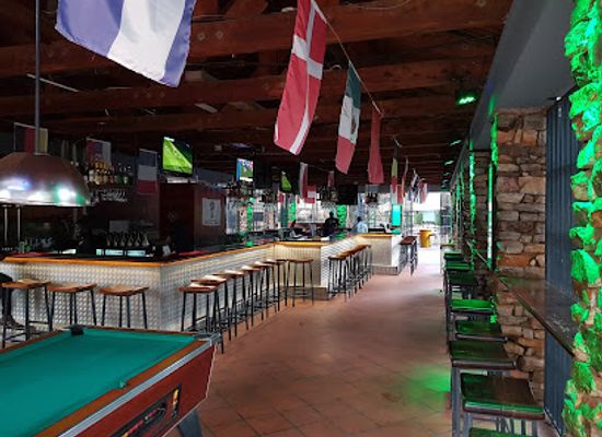 uganda/elgon/bar/rock-garden-cafe