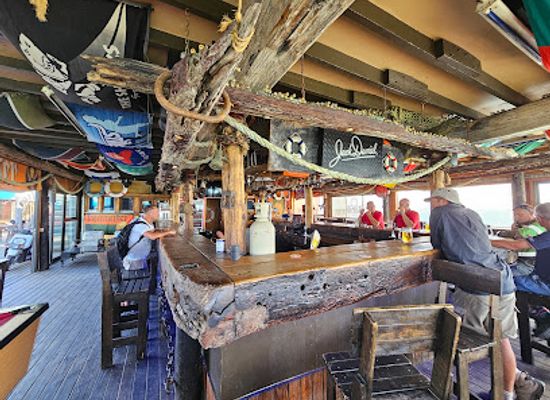 namibia/skeleton-coast/bar/pirates-wreck