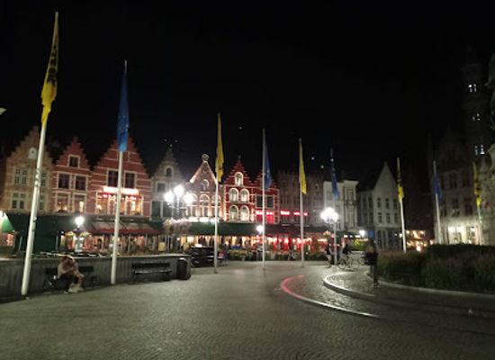 belgium/bruges/minnewater/bar/bar-ran