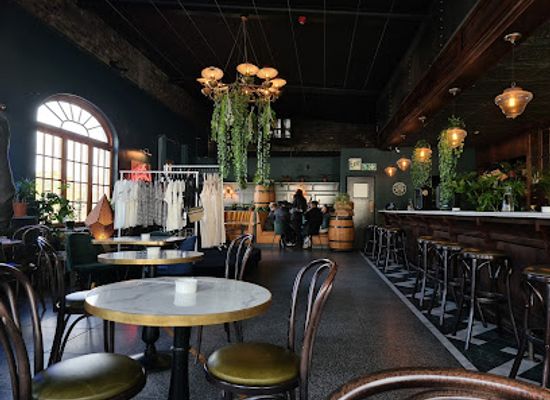 south-africa/cape-winelands/bar/fool-s-gold-social-bar