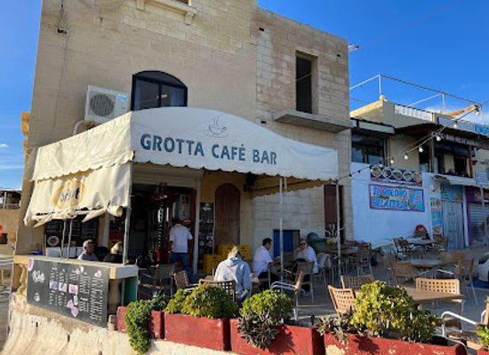 malta/zurrieq/bar/grotta-bar