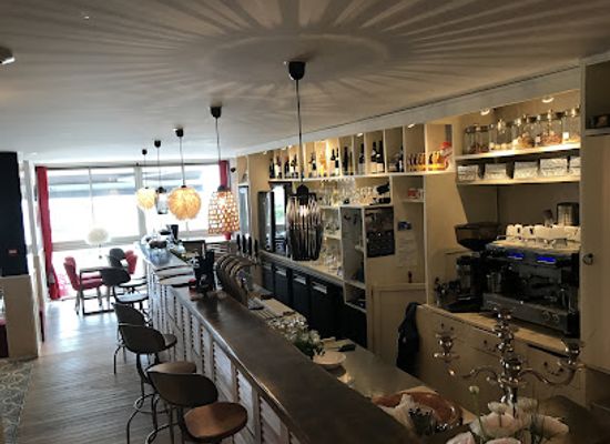 france/vendée-coast/bar/le-comptoir-saint-jean