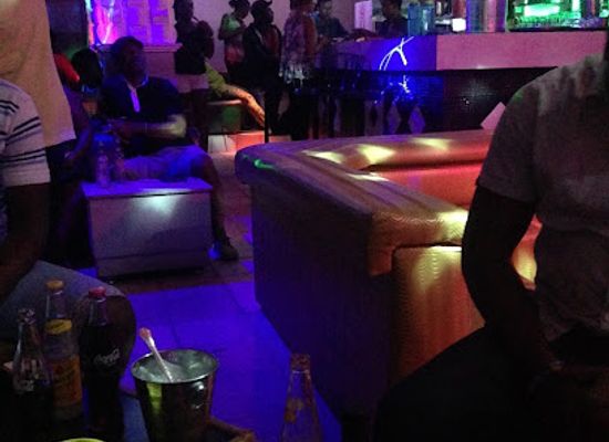 cote-d-ivoire/abidjan/yopougon/bar/tunnel-bar