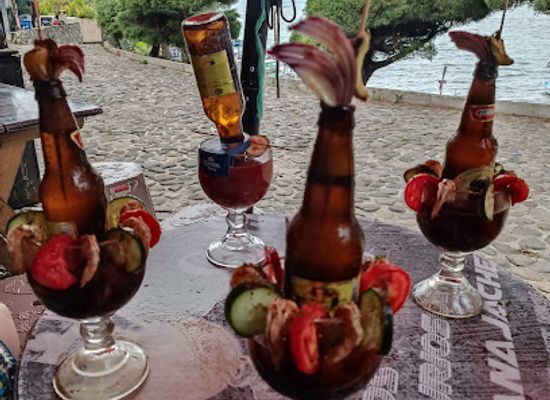 guatemala/panajachel/bar/exotic-drinks