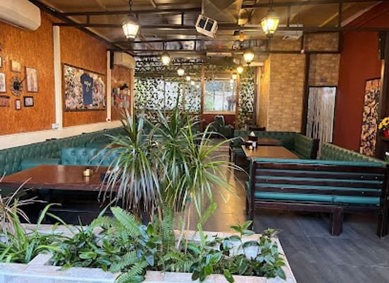israel/bethlehem/bar/nirvana-family-restaurant