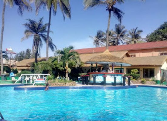 the-gambia/bakau/bar/doobi-doo-bar-and-restaurant