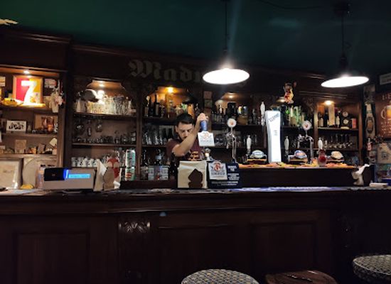 italy/sannio/bar/madness-pub