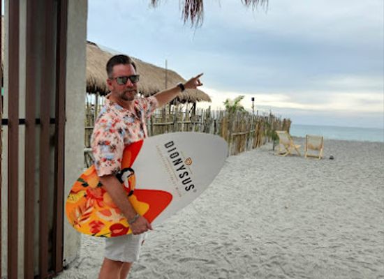 philippines/anawangin-cove/bar/bangan-beach-bar
