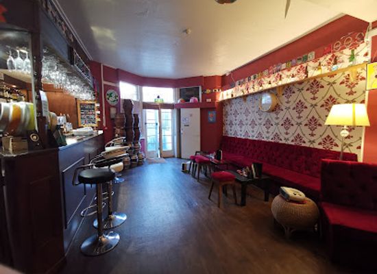 united-kingdom/blackpool/bar/albert-s-ale-micropub-wine-bar