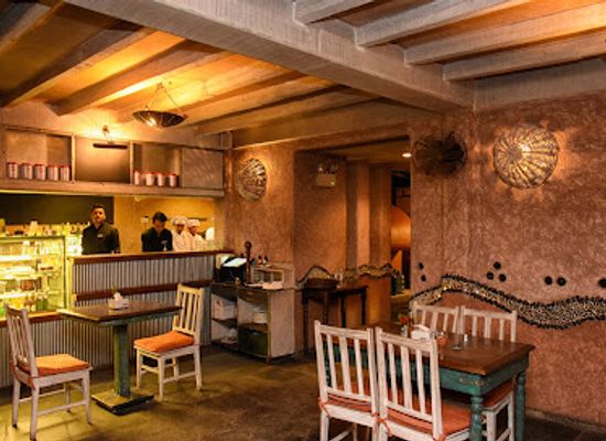 nepal/eastern-development-region/bar/roadhouse-cafe-pulchowk