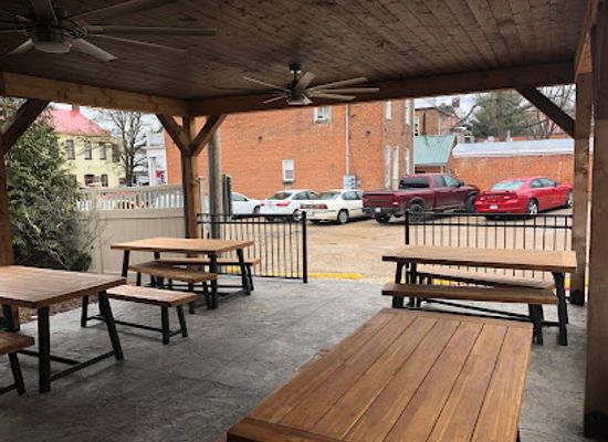 missouri/missouri-rhineland/bar/ainsley-s-place