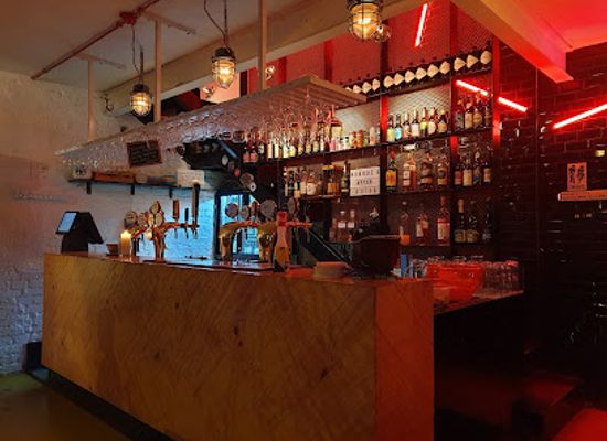 estonia/tallinn/bar/pudel