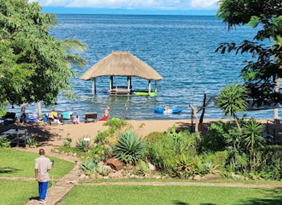 zambia/lake-tanganyika/bar/ndole-bay-lodge-lake-tanganyika-zambia
