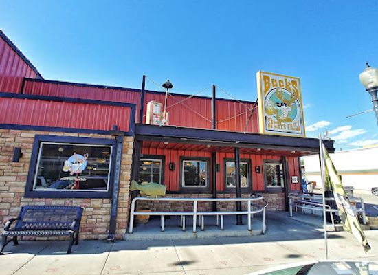 wyoming/great-divide-basin/bar/buck-s-sports-grill