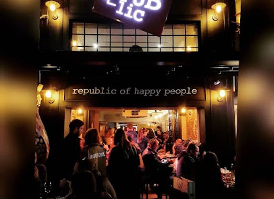 turkiye/izmir/konak/bar/republic-izmir