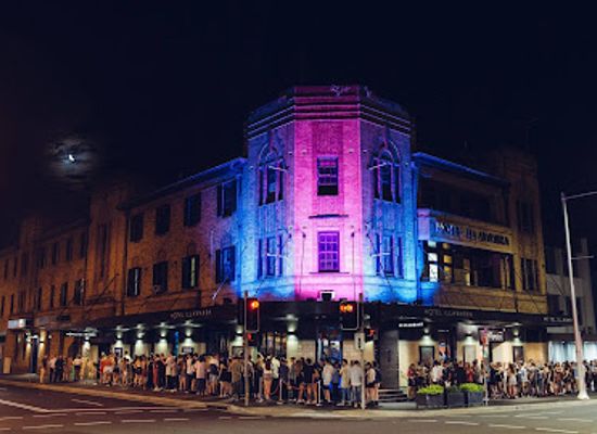 australia/illawarra/bar/the-illawarra-hotel