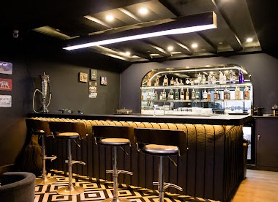 nepal/kathmandu/pashupatinath/bar/chill-bar