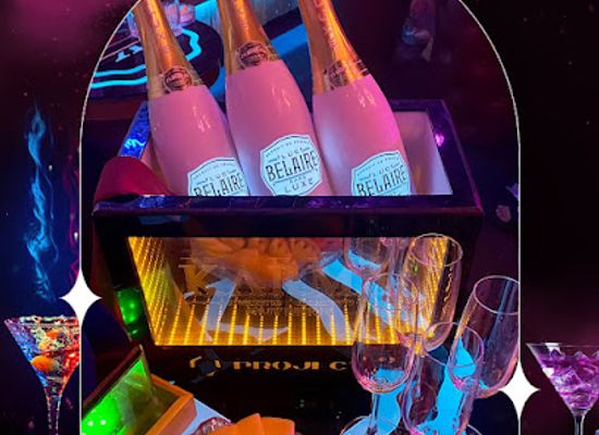 vietnam/quy-nhon/bar/karma-lounge-quy-nhon
