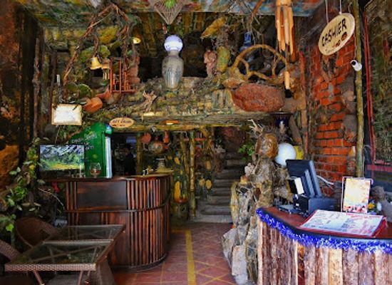 vietnam/dalat/da-lat-center/bar/100-roof-bar