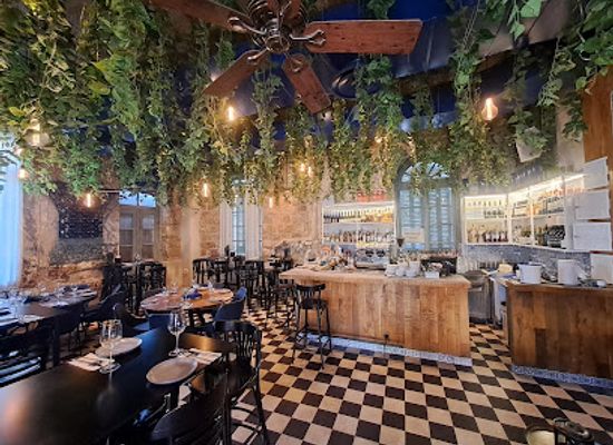 israel/judea/bar/hamesilah-kosher-bar