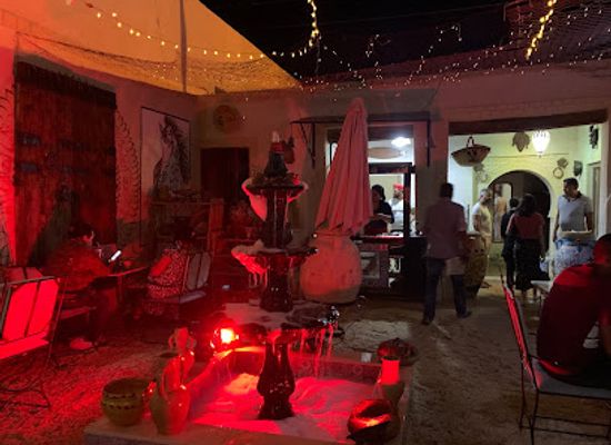 tunisia/the-djerid/bar/essiguifa