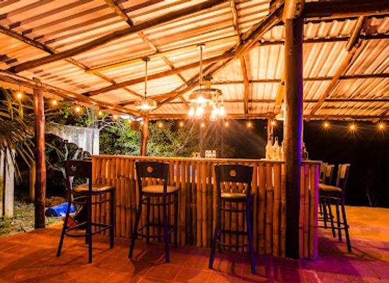 guatemala/rio-dulce/bar/la-consentida