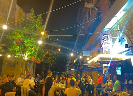 lebanon/jounieh/bar/los-dos-bar
