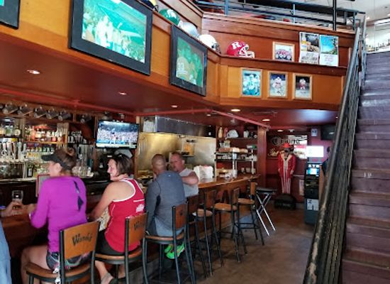 wisconsin/madison/university-of-wisconsin-madison/bar/wando-s