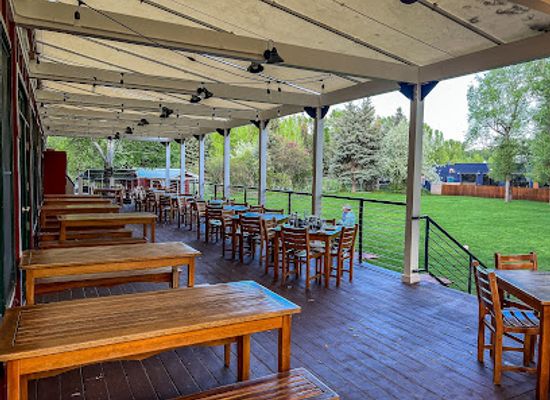 wyoming/bridger-teton-national-forest/bar/calico-restaurant