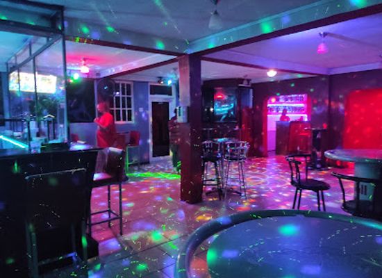 antigua-and-barbuda/saint-george/bar/galaxia-bar