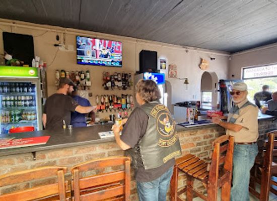 south-africa/eastern-cape/bar/three-legged-pig