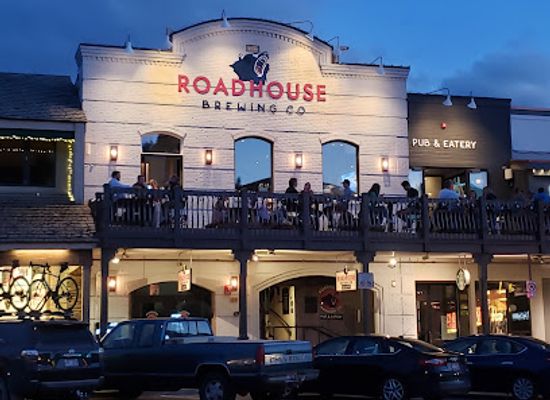 wyoming/jackson-hole/bar/roadhouse-pub-eatery