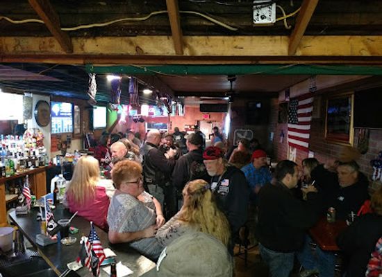 pennsylvania/allegheny-national-forest/bar/lucky-s-pub
