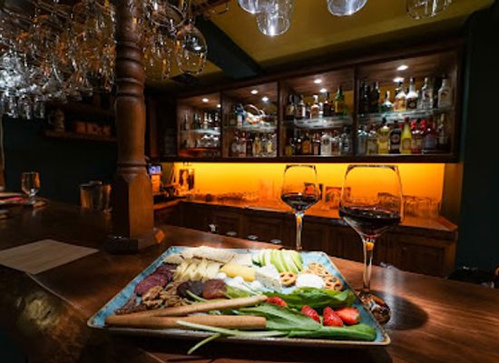 turkiye/kas/bar/trinity-wine-house