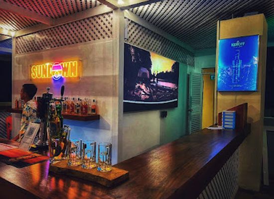 sri-lanka/negombo/bar/sundown-rooftop-bar