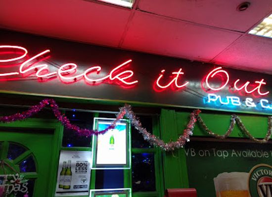singapore/katong/bar/check-it-out-pub-cafe