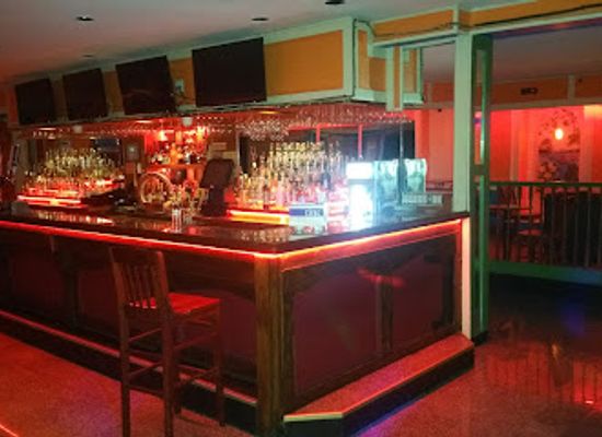 new-york/poughkeepsie/bar/cafe-maroon-and-club