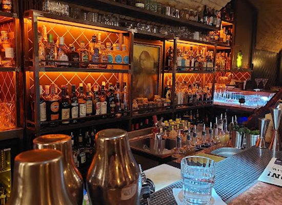 hungary/kiskunsag/bar/hotsy-totsy-budapest