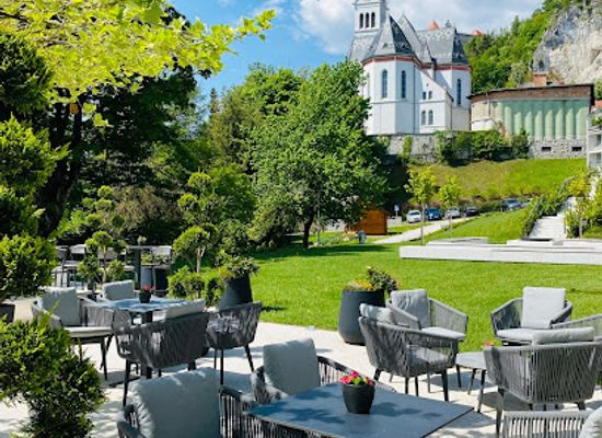 slovenia/triglav-national-park/bar/rose-cafe