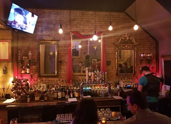indiana/indianapolis/bar/burnside-inn