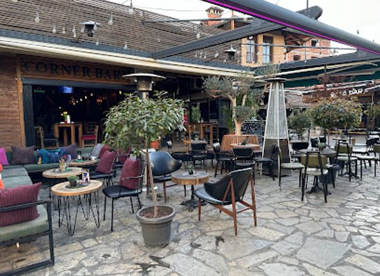 kosovo/prizren/bar/corner-bar