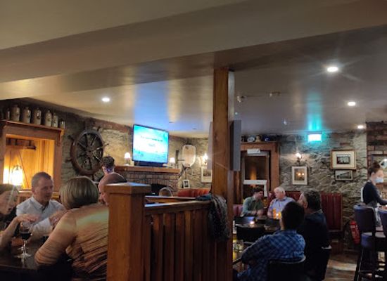 ireland/mourne-mountains/bar/macken-s-bar