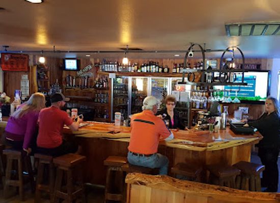 oregon/painted-hills/bar/sandbagger-saloon